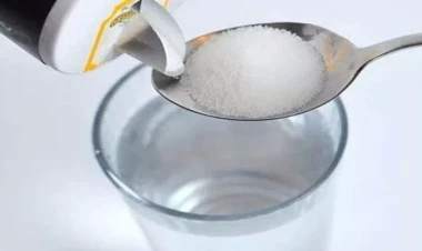 Hər gün ilıq duzlu su içməyin 7 FAYDASI