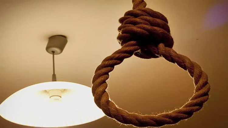 Xırdalanda tələbə qardaşına DƏHŞƏT YAŞATDI: asılmış meyiti...