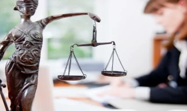 Vəkillərə ödənilən vəsait artırıla bilər - VİDEO