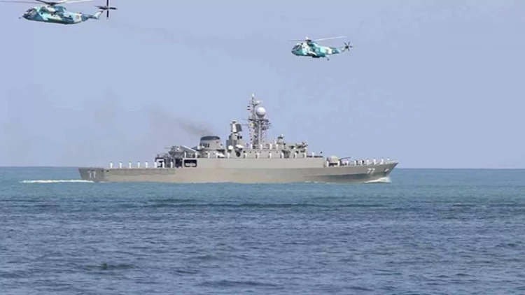 İran Xəzər dənizinə yeni döyüş gəmisi göndərir