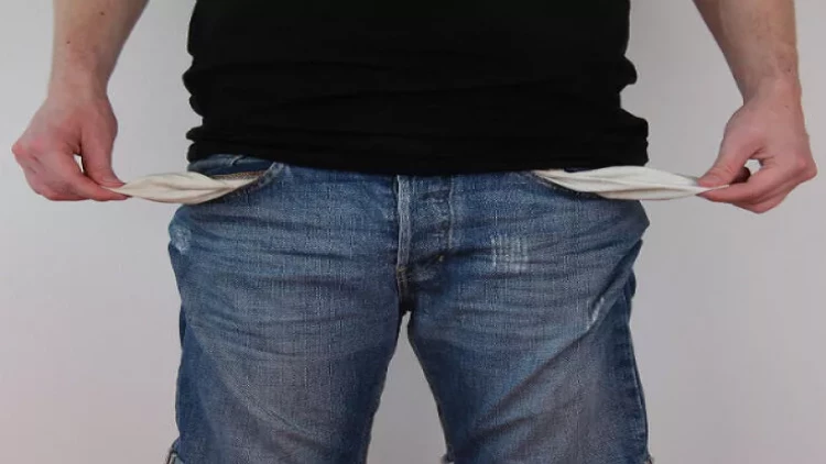 Pul bu insanlardan qaçır - Səbəblər açıqlandı