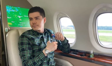 Milyonçu bloger həbs edildi