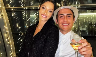 Ərə getdiyi futbolçu haqda məlumatları atasından alan gözəl - FOTOlar