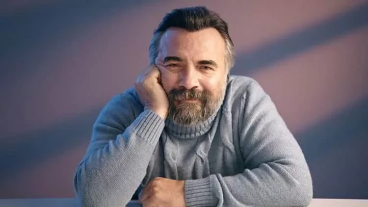 Oktay Kaynarca qorxulu iti ilə küçədə - FOTO