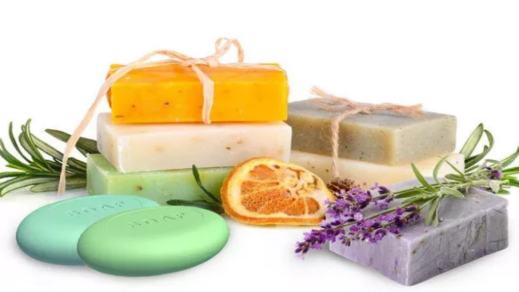 Yaxşı sabunu necə seçək? - Dermatoloqdan məsləhət