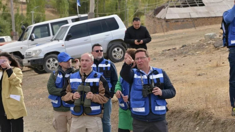 Sərhəddə sakitlikdir: AB “missiya