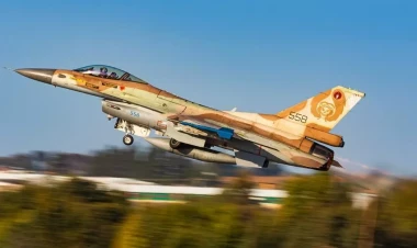 İsrail Suriyadakı hərbi obyektlərə zərbələr endirib