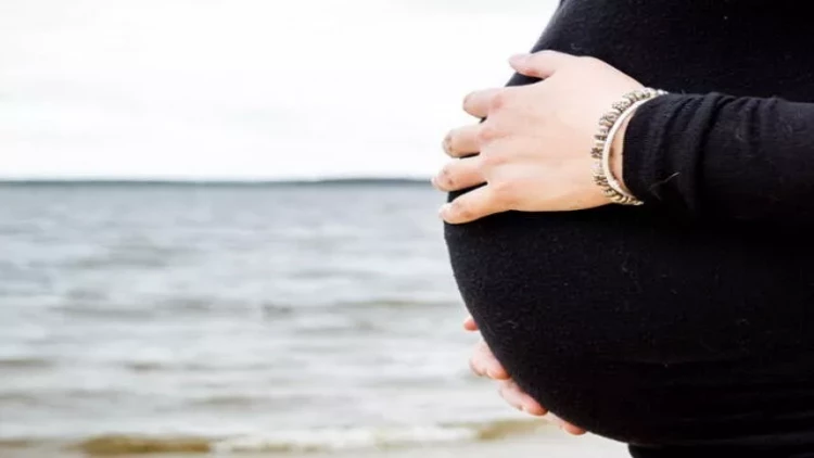 Mingəçevirdə qeysəriyyə ilə doğulan uşaq öldü