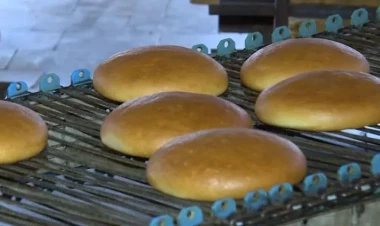 Çörəyin ucuzlaşmasının səbəbi açıqlandı