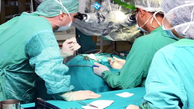 Səhiyyə Nazirliyinin saxlanılma xərclərinə büdcədənkənar vəsait də daxil edildi