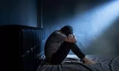 Məşhur aktyorun qardaşından ETİRAF: Aludəçisidir