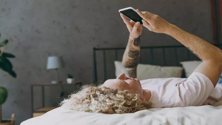 Erkən qocalmağa səbəb olan gündəlik üç pis VƏRDİŞ