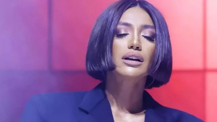 Röyanın yeni duet ortağı görün kimdir - VİDEO