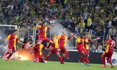 UEFA “Qalatasaray”ı cərimələdi