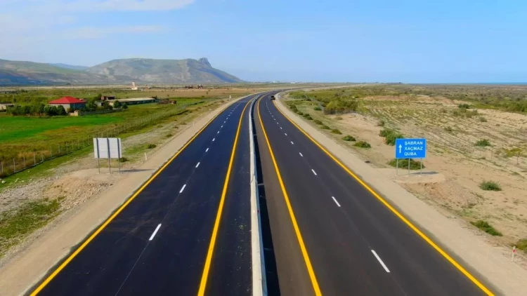 İlk ödənişli yolumuzun FOTOları