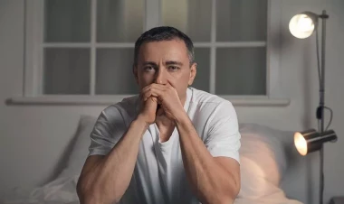 Orta yaş sindromu - Kişiləri ailədən soyudan səbəb