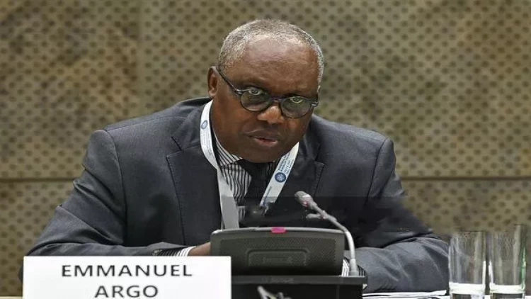 Fransada bu məmurlar irqçi zorakılıqla üzləşirlər