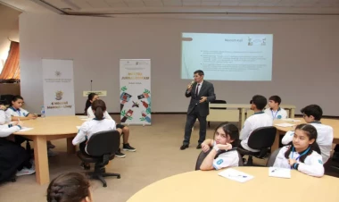 6 saylı məktəb-liseydə “Məktəb jurnalistikası” layihəsinin təqdimatı keçirilib