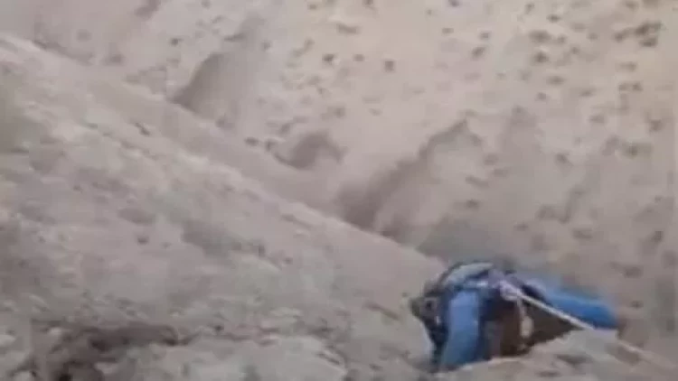 Dərədə qalan uşaqlar belə xilas edildi - VİDEO