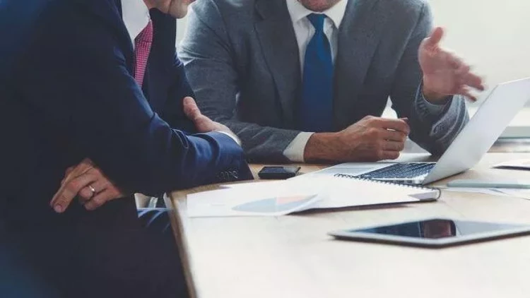 İşçinin hüququnu pozan şirkət rəhbəri BÖYÜK MƏBLƏĞDƏ cərimələndi