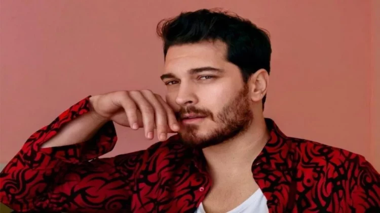 Çağatay onunla tərəf müqabili oldu - FOTO