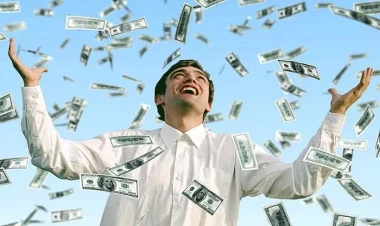 Rusiyada azərbaycanlının üzünə BƏXT GÜLDÜ - 100 milyonluq uduş - FOTO