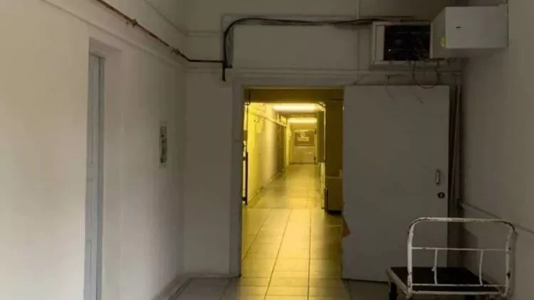 Xəstəxanada lift çökdü – Yaralılar var