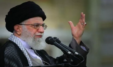 Xamneyi İsrailin hərbi cəhətdən uduzduğunu düşünür