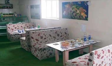 Bakıda bu kafe əxlaqsızlıq yuvası imiş - günü 12 manata