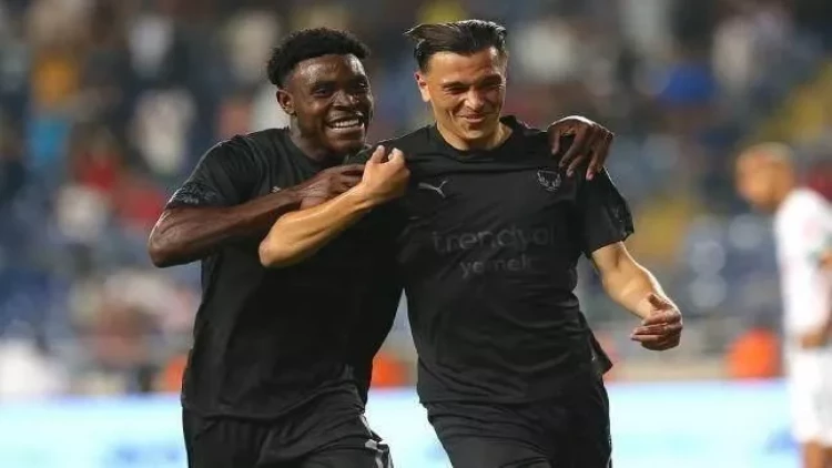 Millimizin hücumçusu Superliqada həftənin rəmzi komandasına düşdü