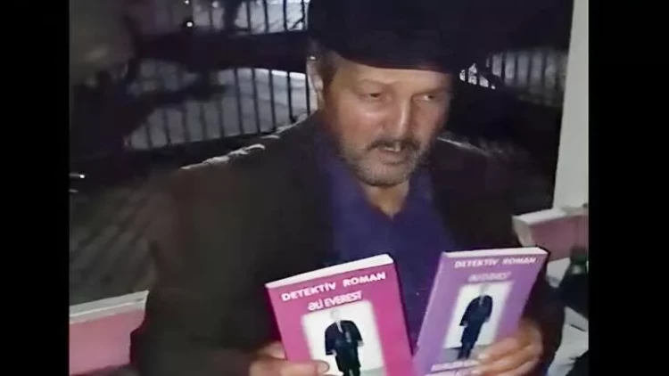 İxtisasca hüquqşünas olan yazıçı küçələrdə qalıb - VİDEO