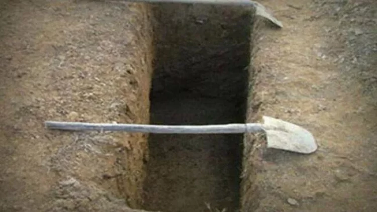 Özünə qəbir qazdıran azərbaycanlı məşhurlar - FOTO