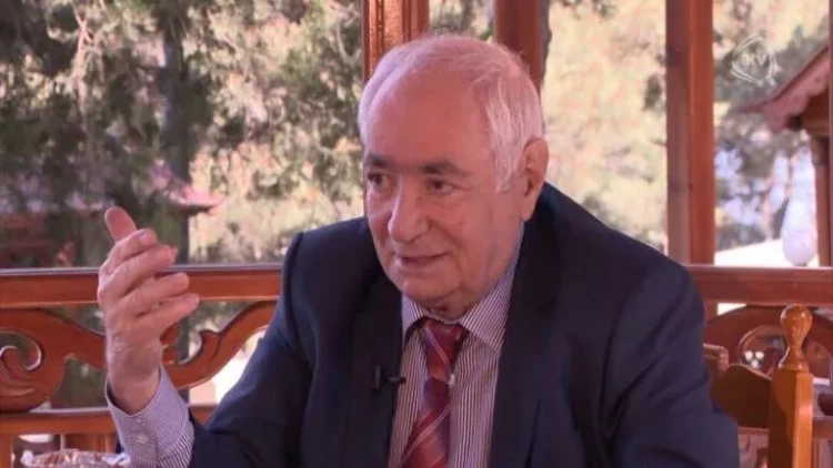 Avropanın sanksiya təhdidinə Xalq şairindən cavab: “Gəlib yalvaracaqlar ki, qələt eləmişəm...”