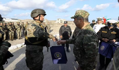 Zakir Həsənov “Xəzri-2023” təlimini izlədi - FOTO