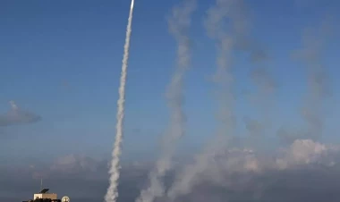 İsrailə hücumun görüntüləri - VİDEO - FOTO