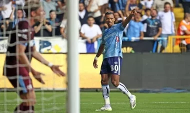 Şahruddinin komandası “Qara dəniz fırtınasını” əliboş yola saldı - VİDEO