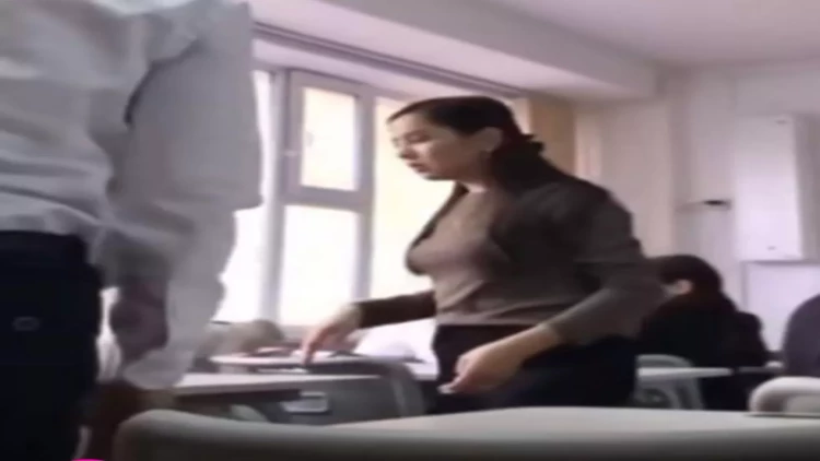 Şagirdlər məktəbdə elə şey etdi ki, müəllim şoka düşdü - VİDEO