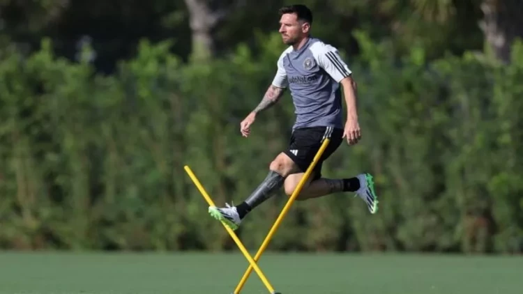 Messi tam məşqlərə qayıtdı