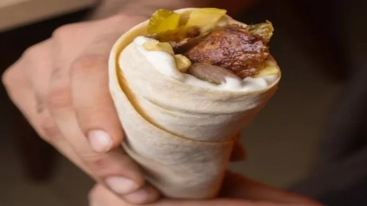 “Fast food”dan 71 nəfər zəhərləndi