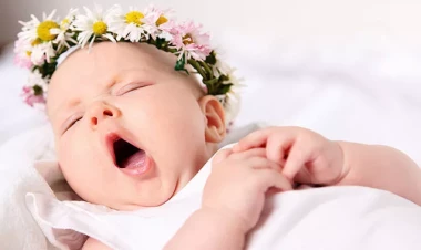 Bu il Azərbaycanda 100 uşaq övladlığa verilib