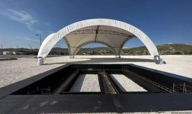 Cəbrayılda müasir üslubda inzibati bina tikilir - FOTO