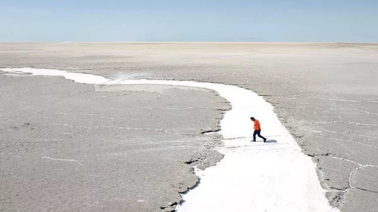 NASA Urmiya gölünün peyk görüntüsünü paylaşdı - FOTO