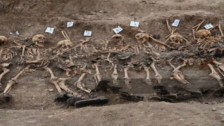 Azad olunmuş ərazilərdə azı 508 şəxsə aid meyit qalıqları tapılıb