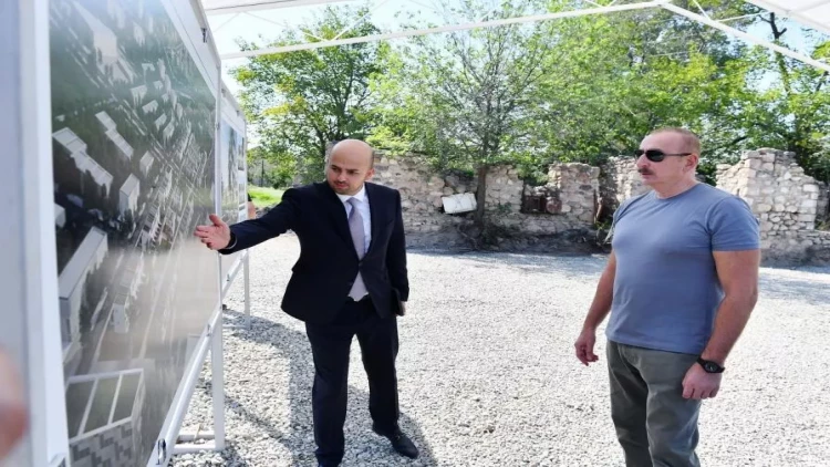 Zəngilan şəhərində 2-ci yaşayış kompleksinin təməli qoyulub - VİDEO - FOTO