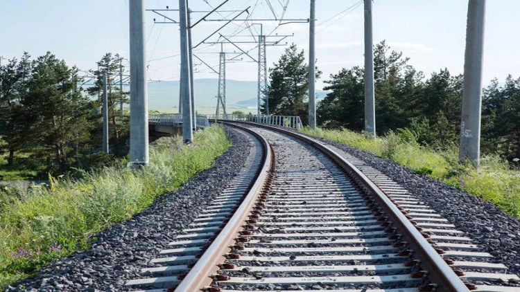 Türkiyə ilə Naxçıvan arasındakı dəmir yolu bu tarixdə istifədəyə veriləcək
