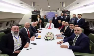 Ərdoğandan təyyarədə 