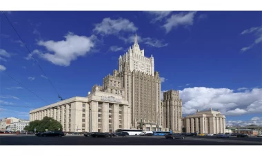 Rusiyadan Ermənistana tərs şillə