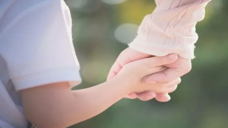 Övladlığa götürdüyü uşağa qan donduran hərəkətlər etdi