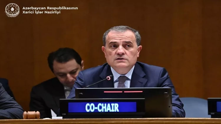 Ceyhun Bayramov İƏT və ASEAN XİN başçılarının 15-ci Birgə İclasına sədrlik edib