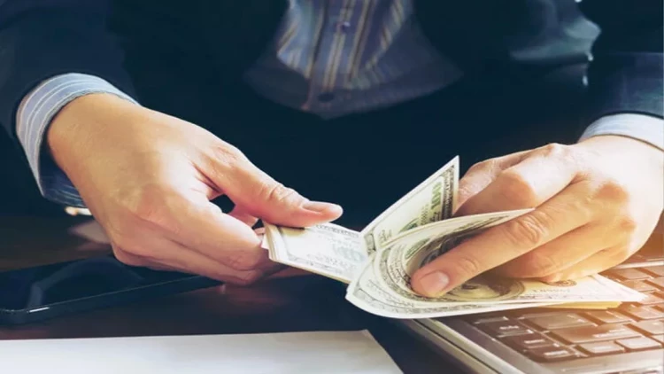 Dolların məzənnəsi gələn il hansı səviyyədə olacaq? - VİDEO